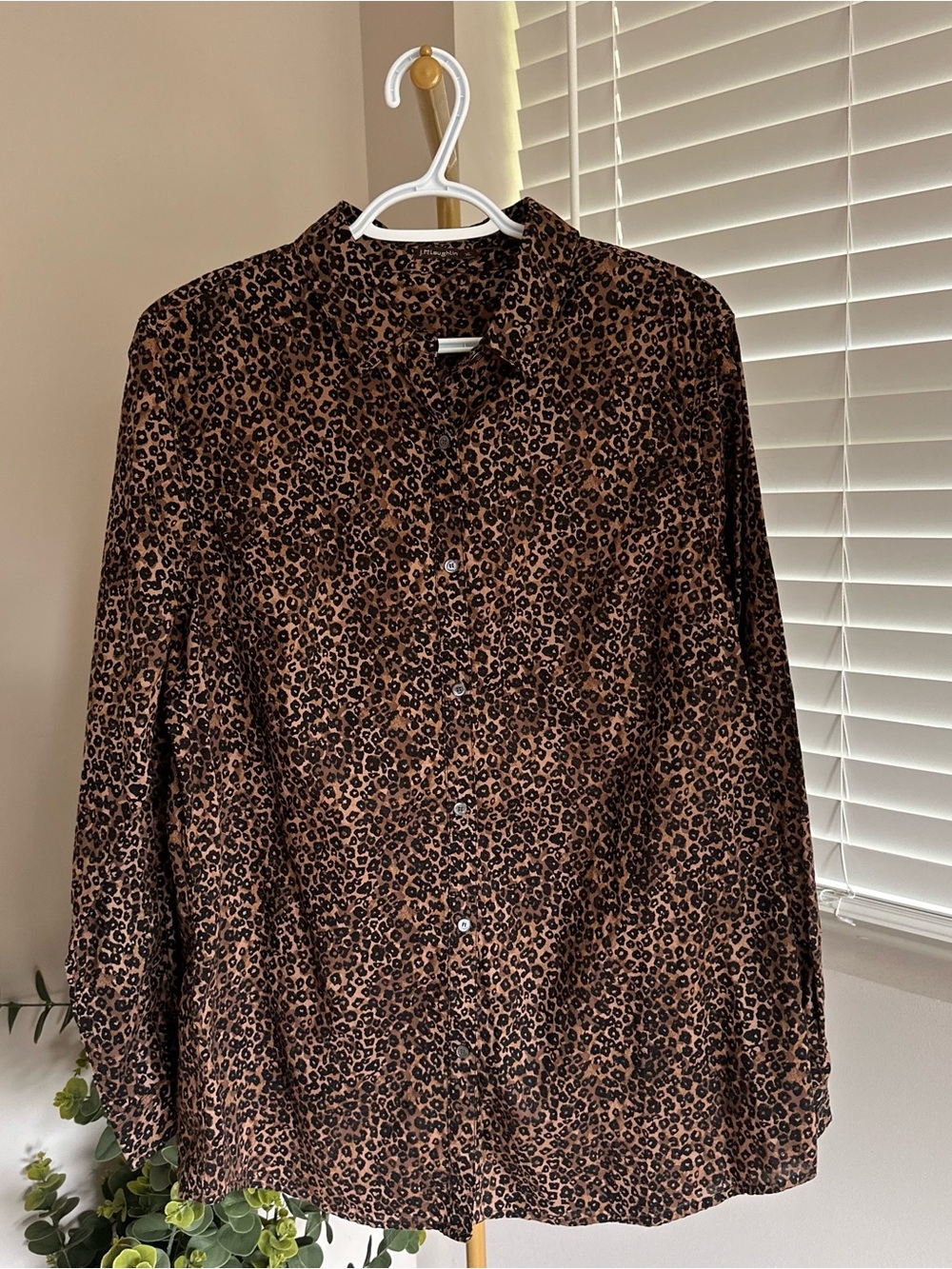 Men's Brown Leopard Print Button-Up Shirt